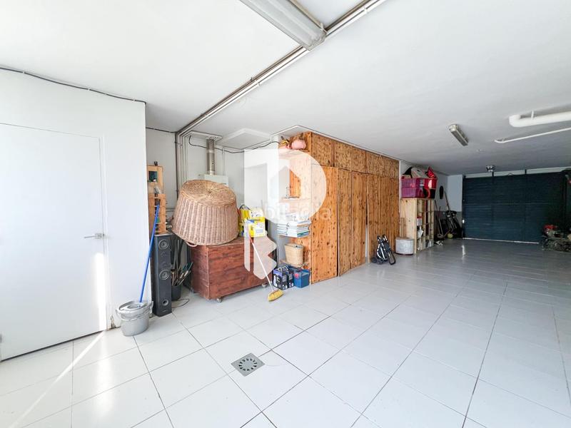 Foto 5f300aa5-ce93-4527-8183-d82bfa16a8a8. Casa preciosa casa pareada en el centro en Abrera