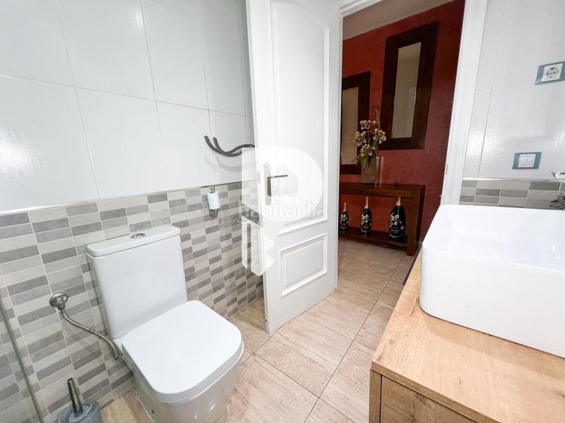 Foto 67321d96-db70-4c2b-bd9d-63721943fccc. Casa preciosa casa pareada en el centro en Abrera