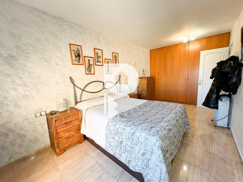 Foto c4fed523-82fb-473c-9792-42d3639f8753. Casa preciosa casa pareada en el centro en Abrera