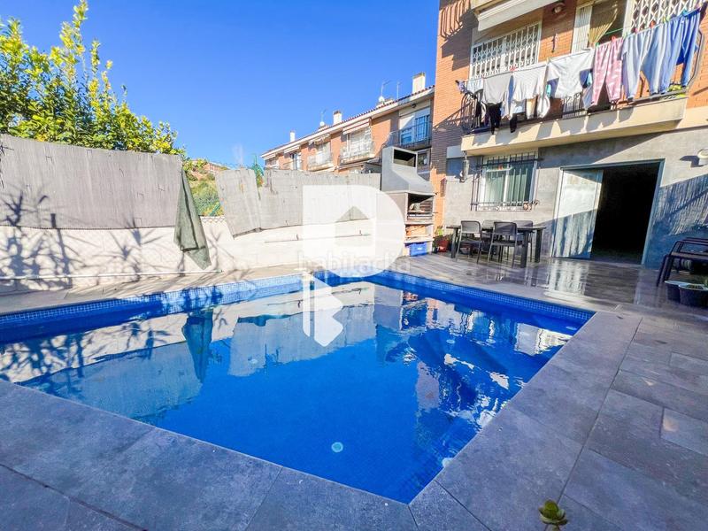 Foto da19e7b8-443e-4272-9ea3-da6e3a5e5ca3. Casa preciosa casa pareada en el centro en Abrera