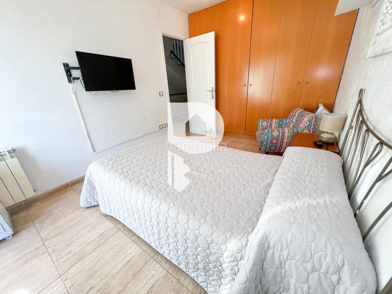 Foto dbecd754-a51d-46ec-af82-fe1ef54dddc4. Casa preciosa casa pareada en el centro en Abrera