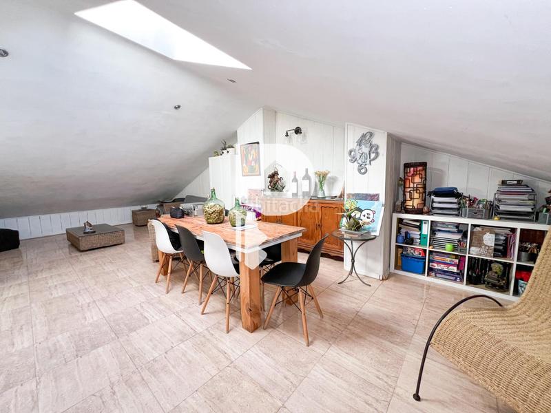 Foto dd8c6947-bc9d-4f4d-a545-036477bb47e4. Casa preciosa casa pareada en el centro en Abrera