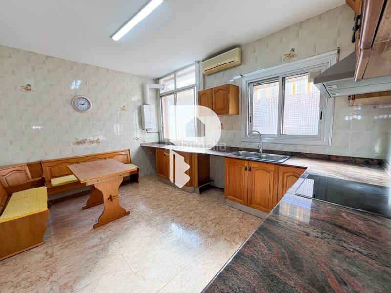 Foto 2e4a38f8-7a61-455c-9fb6-a61410d8b106. Casa amb calefacció aparcament a Vinyets-Molí Vell Sant Boi de Llobregat