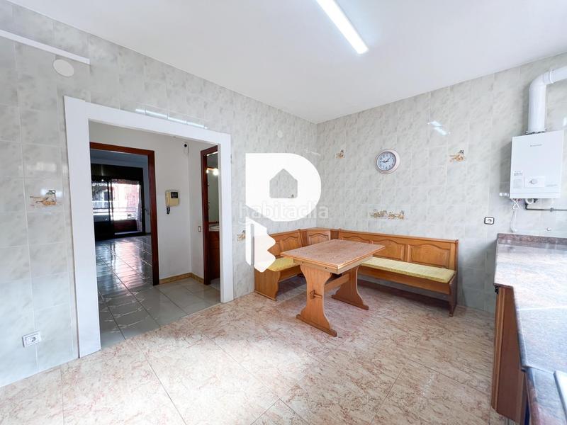 Foto 3ea7a6c2-9189-4c83-8a56-dc04d2e03a17. Casa amb calefacció aparcament a Vinyets-Molí Vell Sant Boi de Llobregat