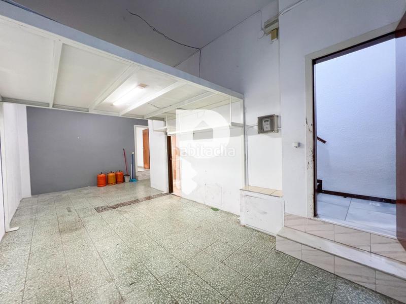 Foto 9dcf2a4b-8e0d-46dd-9e81-d8d9694e654f. Casa amb calefacció aparcament a Vinyets-Molí Vell Sant Boi de Llobregat