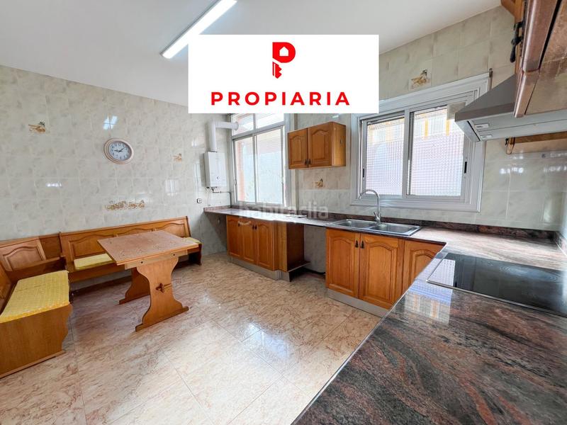 Foto d8185baa-b946-42fa-98cd-3828993a43c6. Casa amb calefacció aparcament a Vinyets-Molí Vell Sant Boi de Llobregat