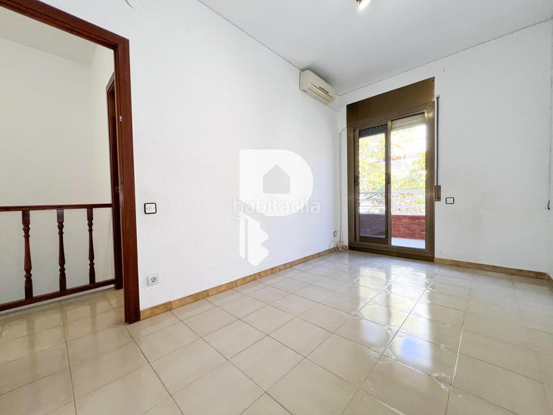 Foto fcd1adec-a437-49ba-8479-0e9b78b69405. Casa amb calefacció aparcament a Vinyets-Molí Vell Sant Boi de Llobregat