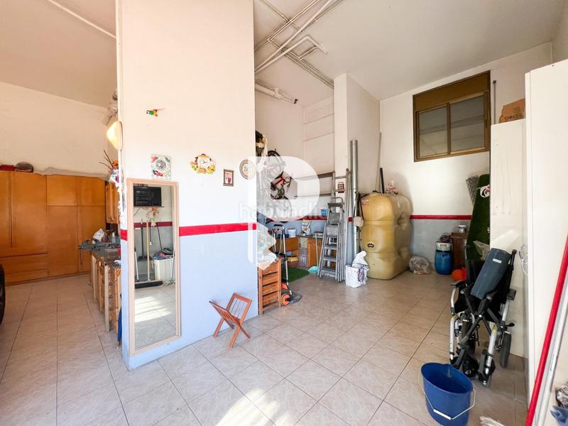 Foto 245ac705-73c9-4b52-84f8-666efe9cc33f. Casa gran casa con piscina propia en Abrera