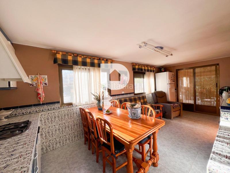 Foto 6da0e00a-1d19-48f1-97da-be40a96f666f. Casa gran casa con piscina propia en Abrera