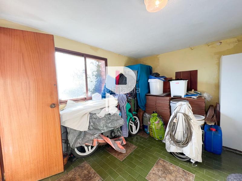 Foto b92a8a50-4257-4474-8772-308e4645ea46. Casa gran casa con piscina propia en Abrera