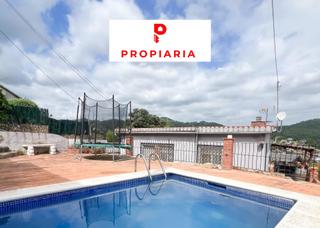 Casa a Sant Vicenç dels Horts. Casa en sant antoni con muchas posibilidades