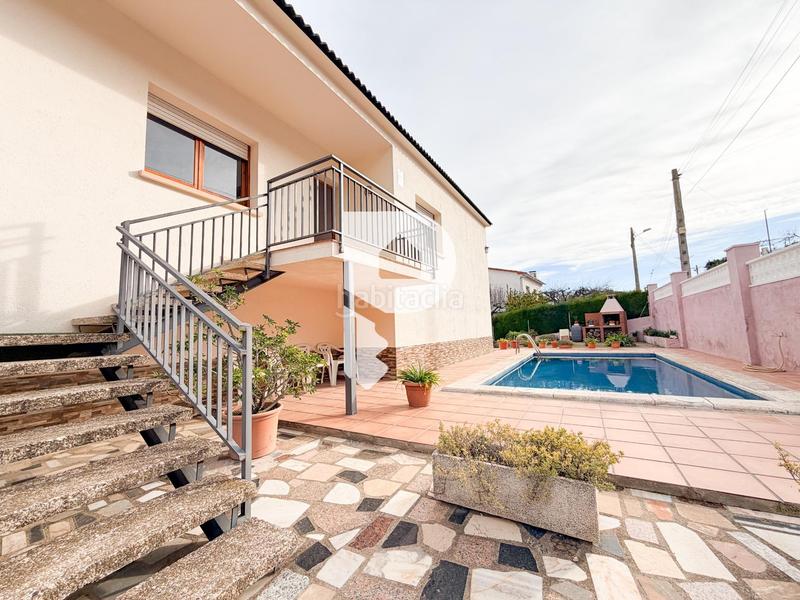 Foto 0ba1c7e4-dfb7-42e5-af6d-c079bcd78a67. Maison avec parking dans Piera