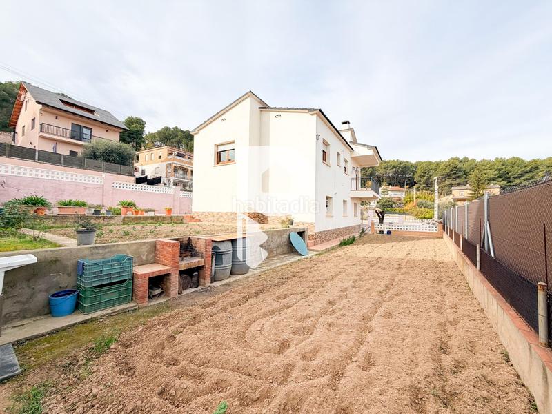 Foto c12665aa-0d68-4ef1-8a95-999846cf5296. Maison avec parking dans Piera