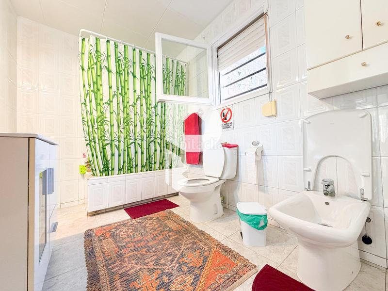 Foto 29cf106c-080d-4516-a086-a463d703c41d. Casa  con piscina y estudio en Olesa de Bonesvalls