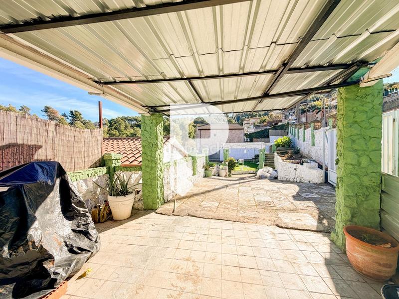 Foto 3addd3b7-599d-4ec3-a415-86ff7e50e8ad. Casa  con piscina y estudio en Olesa de Bonesvalls