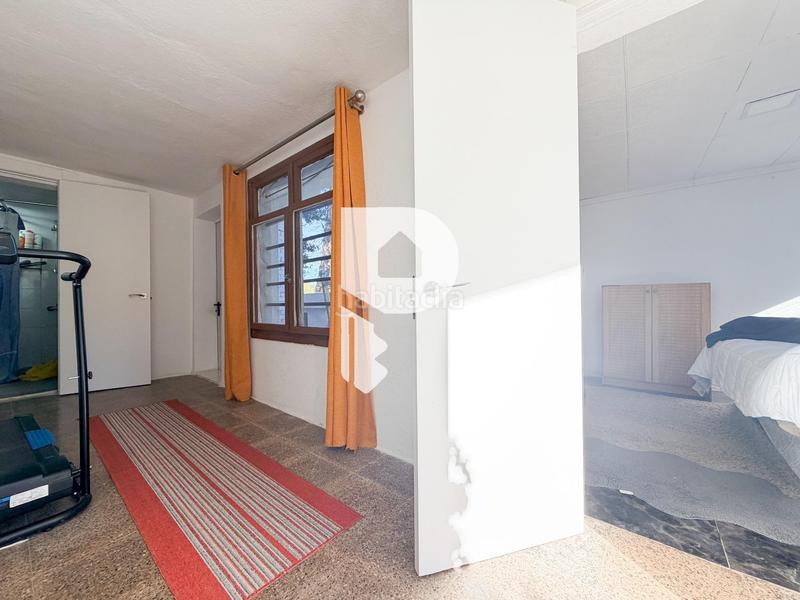 Foto 5746671a-216a-489f-a89c-c8538d76c14b. Casa  con piscina y estudio en Olesa de Bonesvalls