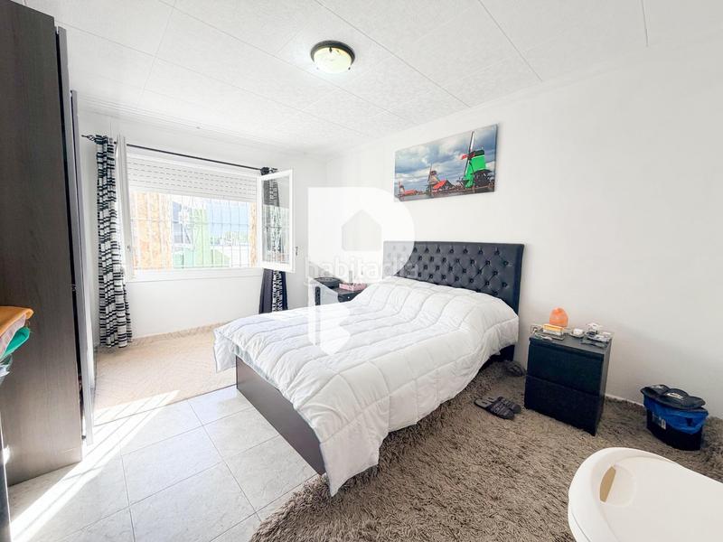 Foto 758aa20c-480f-480b-8bb1-9864c62c6e2a. Casa  con piscina y estudio en Olesa de Bonesvalls