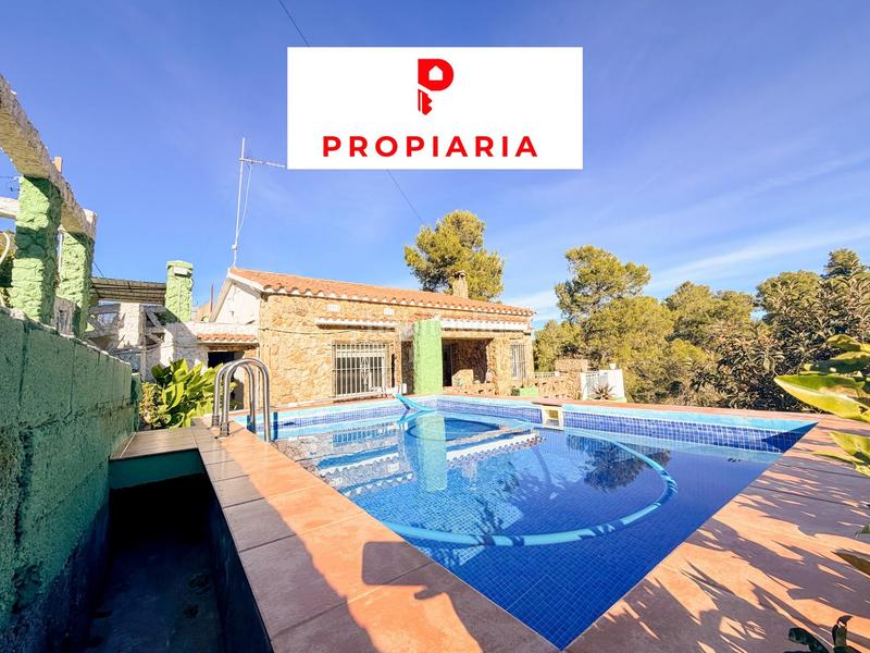 Foto d7eea92e-3dd5-480d-8f6b-5857d22fe4cd. Casa  con piscina y estudio en Olesa de Bonesvalls