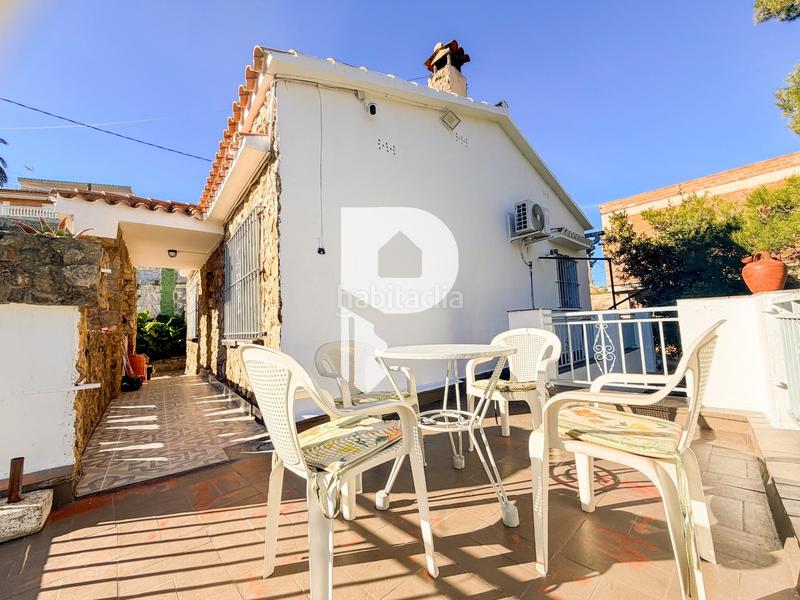 Foto e10a58c9-fdba-4c4f-8de6-1527ea14e3d7. Casa  con piscina y estudio en Olesa de Bonesvalls