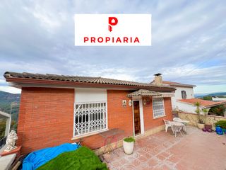 Casa a Torrelles de Llobregat. Casa en planta con vistas espectaculares  casa