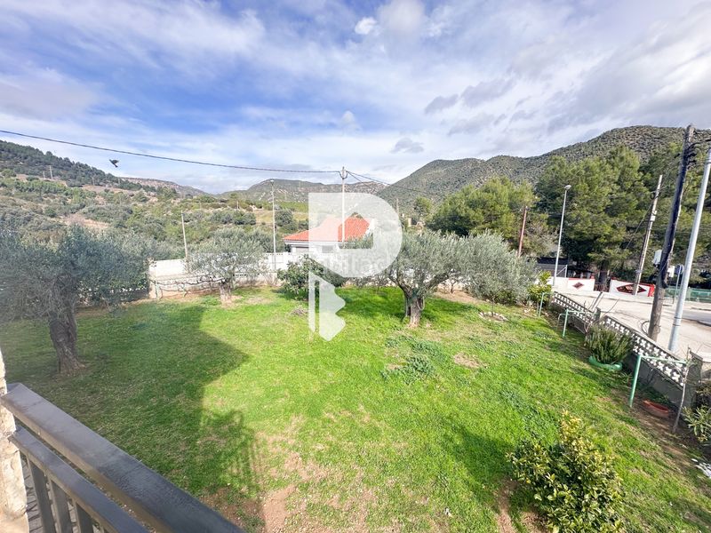 Foto 5326420c-4544-43d4-a193-c44fef881edf. Casa amb xemeneia calefacció aparcament piscina a Esparreguera