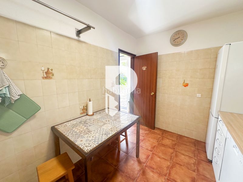 Foto 9d96403a-e851-4234-b034-940d91bf404e. Casa amb xemeneia calefacció aparcament piscina a Esparreguera