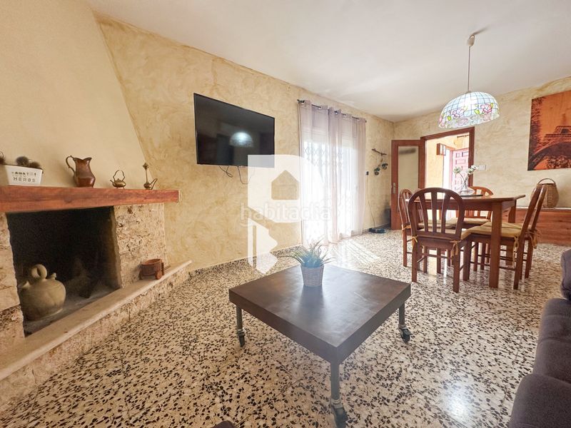 Foto b149172e-a342-4297-9990-080f046eb2a4. Casa amb xemeneia calefacció aparcament piscina a Esparreguera