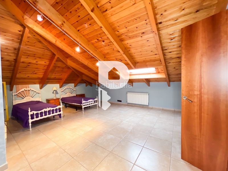 Foto e58c2776-53a1-4c0f-a984-c1ec5aaaeb91. Chalet in carrer riu muga 14 in Vallirana