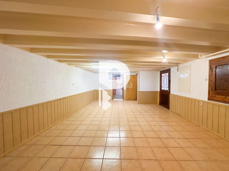 Foto 1e7f795e-bb6c-4358-891d-0329034a0411. Casa amb xemeneia a Olesa de Bonesvalls
