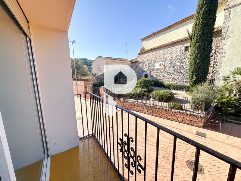 Foto 5d69a852-b93c-4afd-b041-016bb562fa08. Casa amb xemeneia a Olesa de Bonesvalls