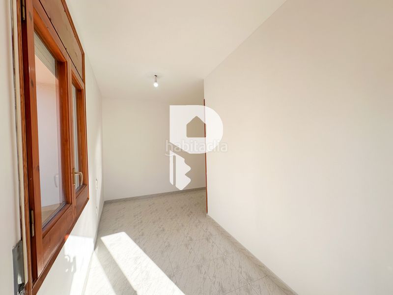 Foto c9f70b5f-a7d0-48dd-b68e-73fff16aee56. Casa amb xemeneia a Olesa de Bonesvalls