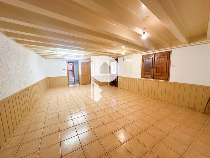 Foto cc1fd4ba-3a17-49c8-92a1-0d085eb45507. Casa amb xemeneia a Olesa de Bonesvalls