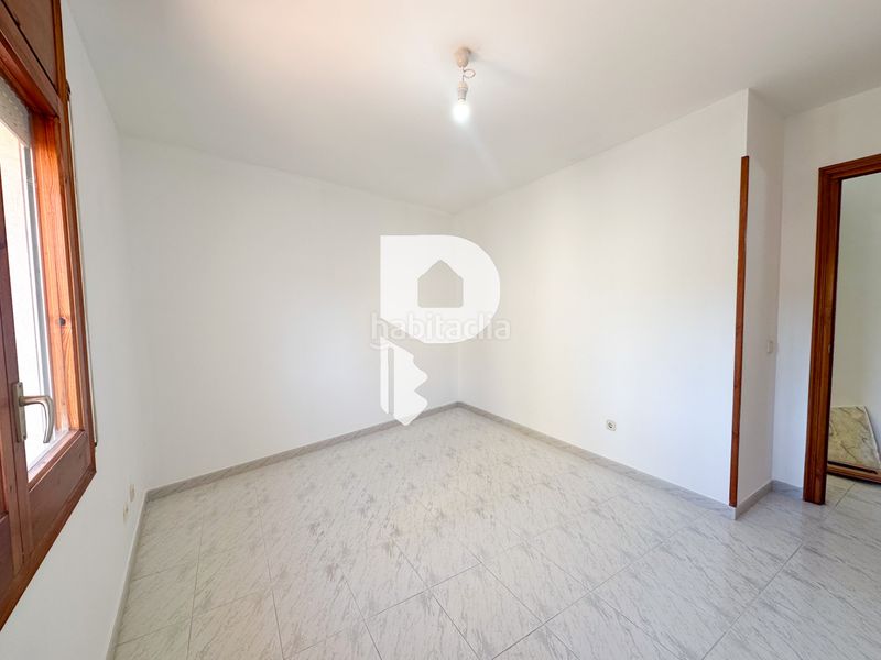 Foto cdb97e45-5d23-4348-9c87-0d72b424bd88. Casa amb xemeneia a Olesa de Bonesvalls