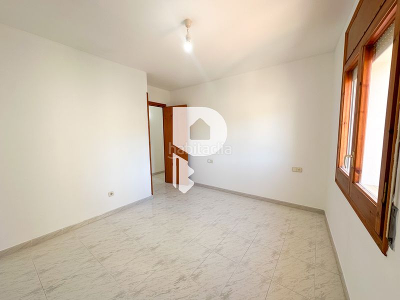 Foto cf3011d1-70ee-4e35-bafa-1b2634ac4d44. Casa amb xemeneia a Olesa de Bonesvalls