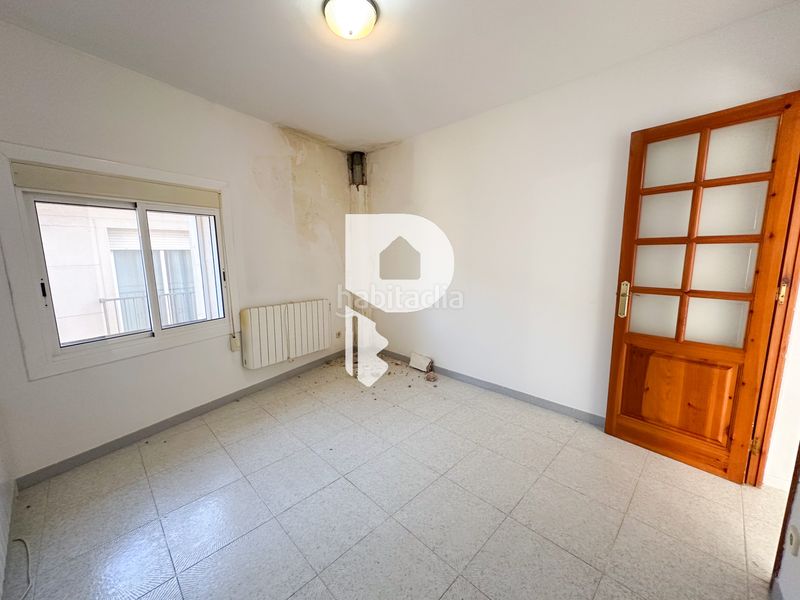 Foto d1878ac9-fc39-4739-81a7-504bea049648. Casa amb xemeneia a Olesa de Bonesvalls