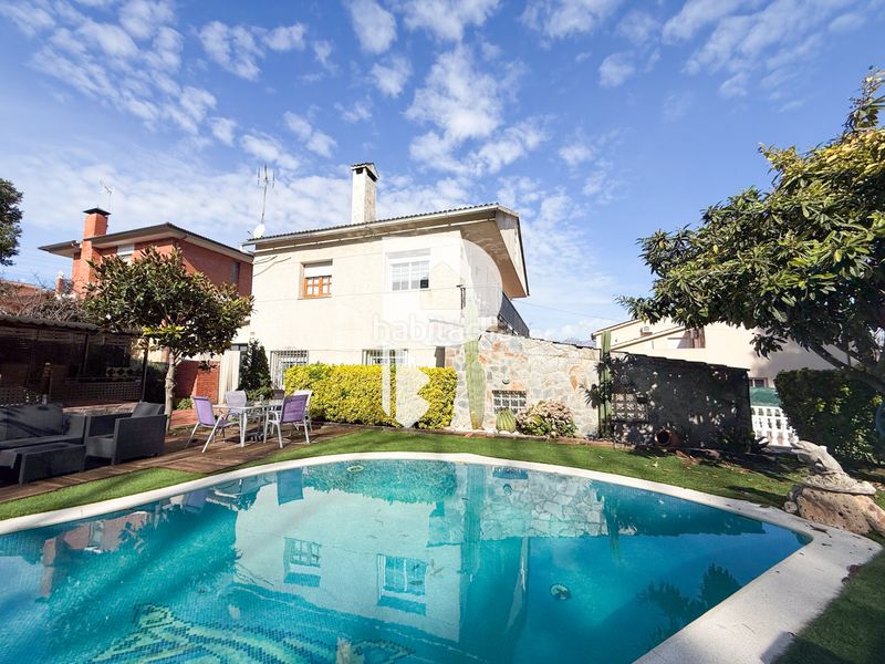 Foto b54ab38d-711f-43b4-9ada-1287538c784b. Casa amb xemeneia calefacció aparcament piscina a Sant Esteve Sesrovires