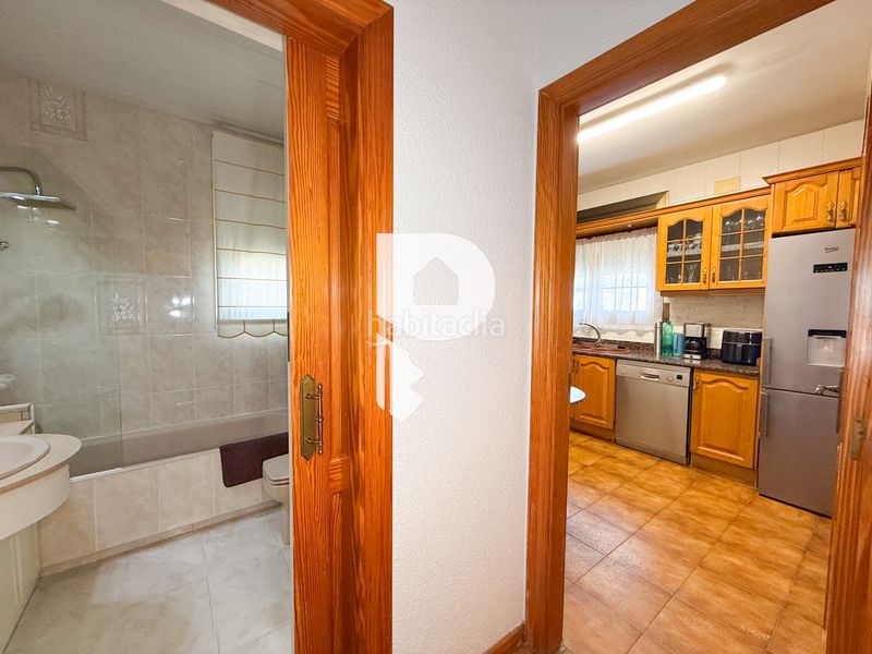 Foto cc2c9b10-0e3f-41ab-9336-43ba50000b22. Casa amb xemeneia calefacció aparcament piscina a Sant Esteve Sesrovires