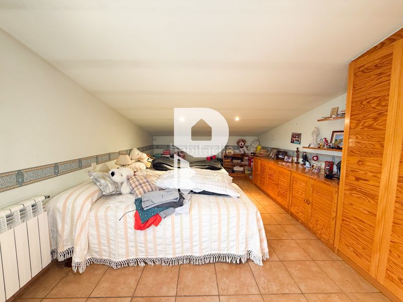 Foto 554e226b-f9e3-40f8-a1bb-ba7b208b79b5. Casa amb calefacció aparcament piscina a Can Rial Esparreguera