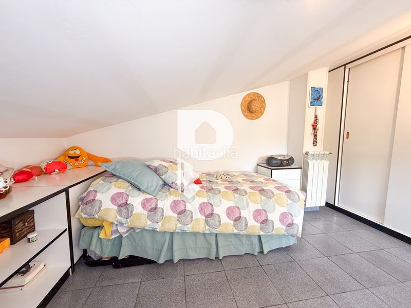 Foto 7a6093a9-df01-4c88-938e-93e1a91a18a0. Casa amb calefacció aparcament piscina a Can Rial Esparreguera