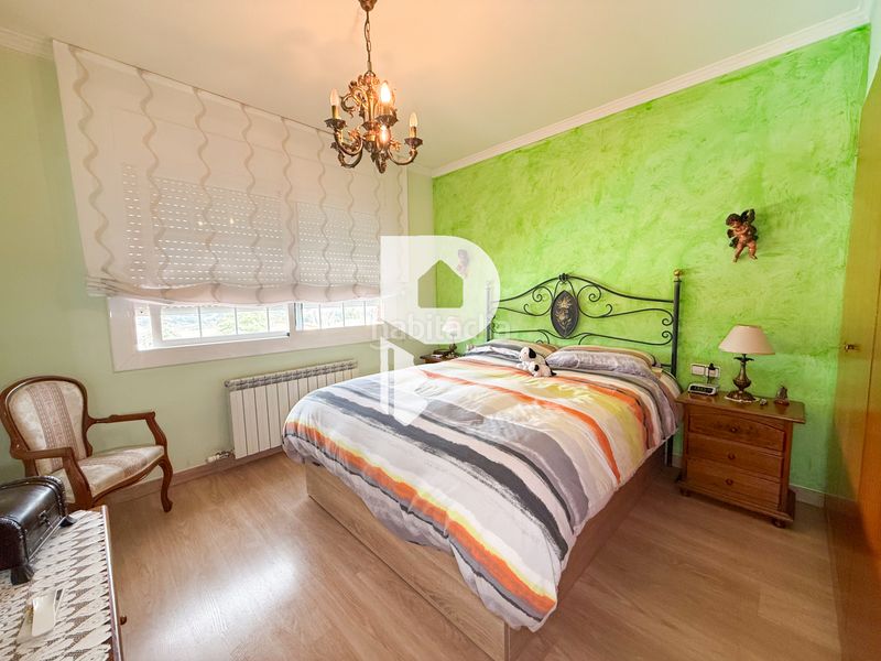 Foto c5faed93-2570-411d-b8c1-a29c4abd35fc. Casa amb calefacció aparcament piscina a Can Rial Esparreguera