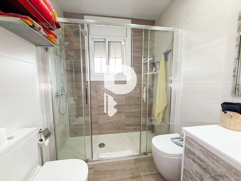 Foto e8e728d1-2133-4898-8ac7-34a3287cff8c. Casa amb calefacció aparcament piscina a Can Rial Esparreguera
