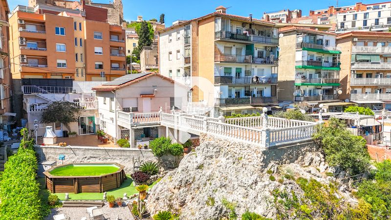 Foto 0e1d88d5-0d6b-4645-a1ea-5b239f3fae02. Casa a carrer d'angel guimerà 18 a Papiol (El)