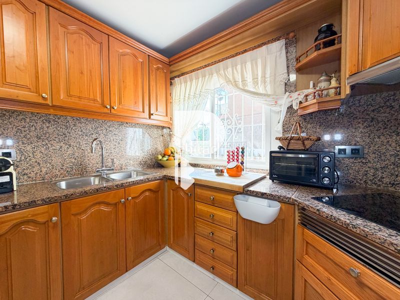 Foto 0fdb9d69-781a-4a01-97a5-849bc0c75265. Casa a carrer d'angel guimerà 18 a Papiol (El)