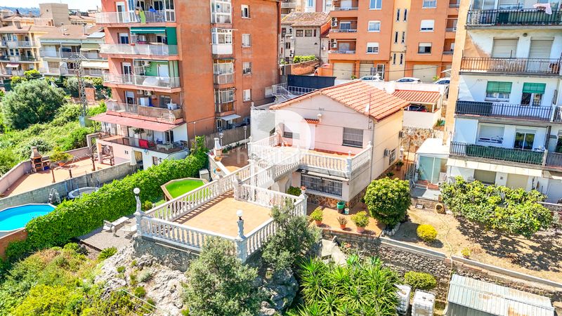 Foto 382b588c-1675-4635-a704-5f0a3d9a9207. Casa a carrer d'angel guimerà 18 a Papiol (El)