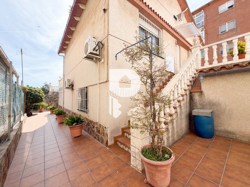 Foto 3d97068f-2d71-43c3-bd5f-e77a94c1a47f. Casa a carrer d'angel guimerà 18 a Papiol (El)