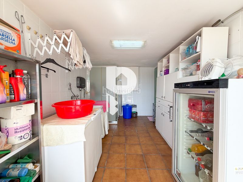 Foto 70ec10f6-2b47-4ecb-be62-f6e34aeb4599. Casa a carrer d'angel guimerà 18 a Papiol (El)