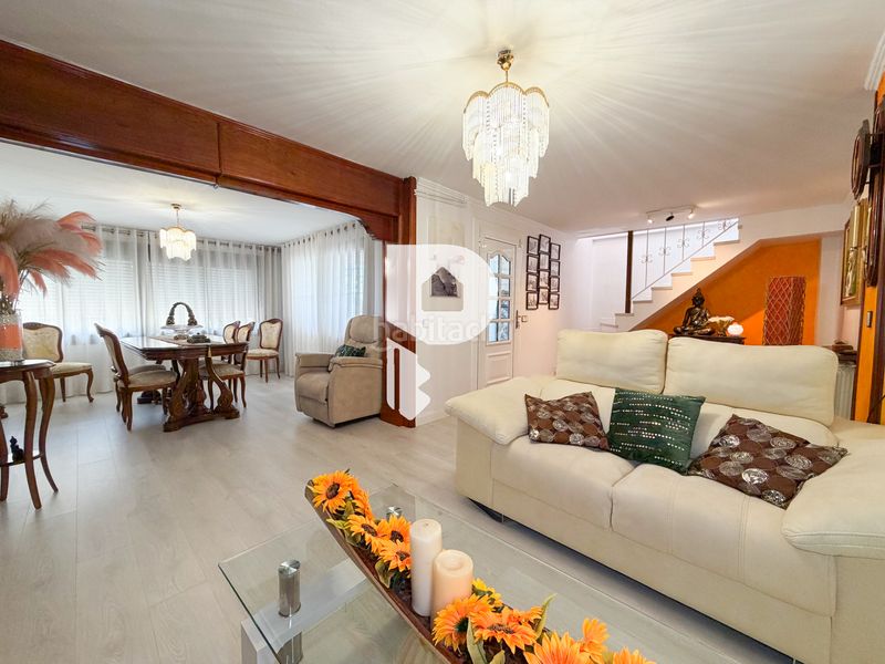 Foto 73812649-0b7f-4eaf-a7ec-204016496cd9. Casa a carrer d'angel guimerà 18 a Papiol (El)