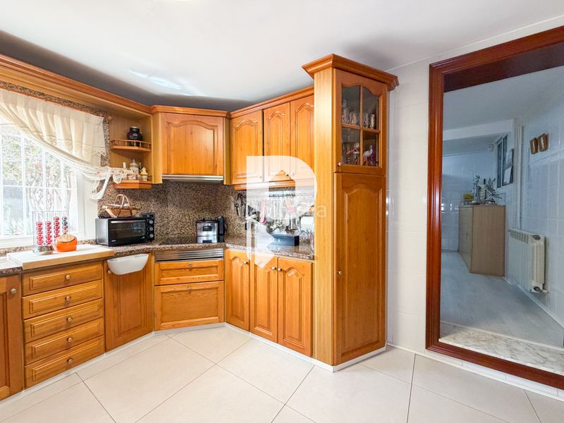 Foto 7ae1ce64-03d3-488d-afc4-db9410557ae8. Casa a carrer d'angel guimerà 18 a Papiol (El)