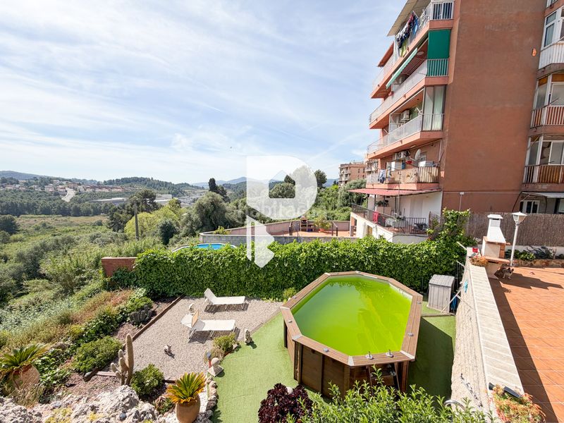 Foto 80e62357-b16a-4baf-8ab5-28b72b2aa8d3. Casa a carrer d'angel guimerà 18 a Papiol (El)