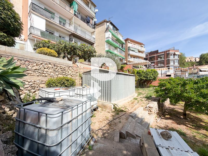 Foto 96663745-b47d-4e60-addc-74d4d63fe2d6. Casa a carrer d'angel guimerà 18 a Papiol (El)